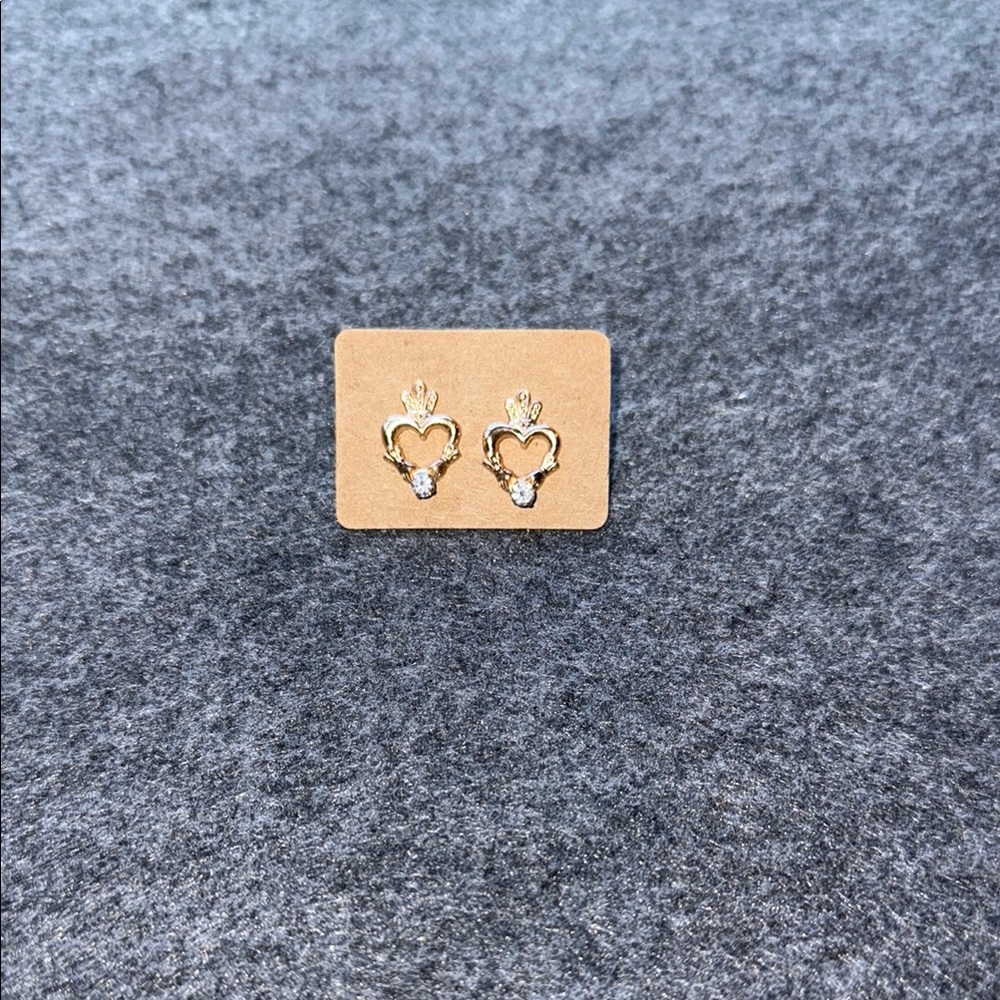 Gold toned Heart Earrings with Crystals‎